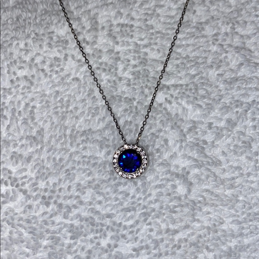 Diamond and Sapphire necklace